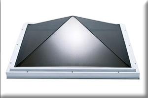 CURB MOUNT PYRAMIDS